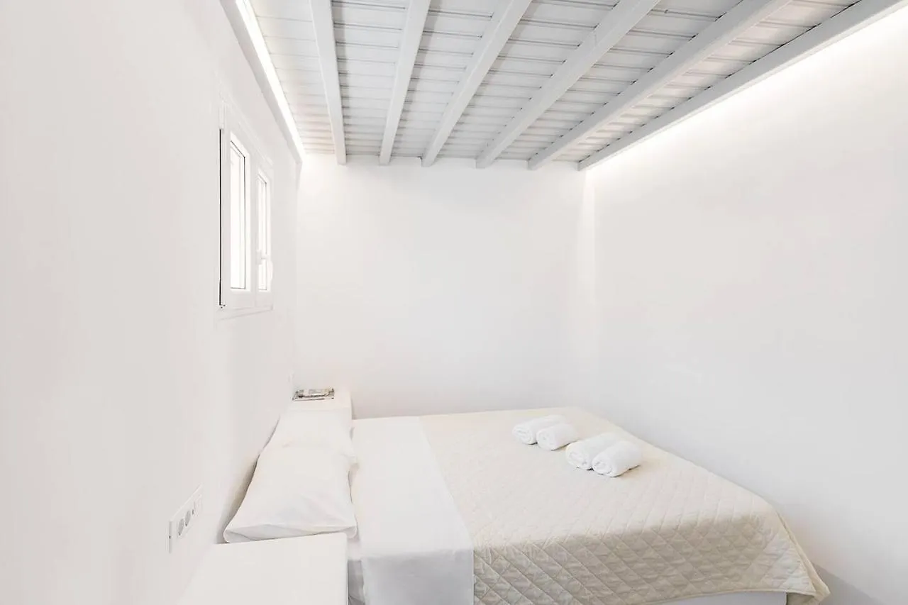 Brand New Mykonos Town Suites 0*,